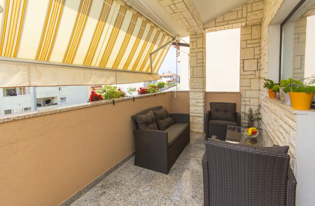 Apartment Pecirep Pula Bilik gambar