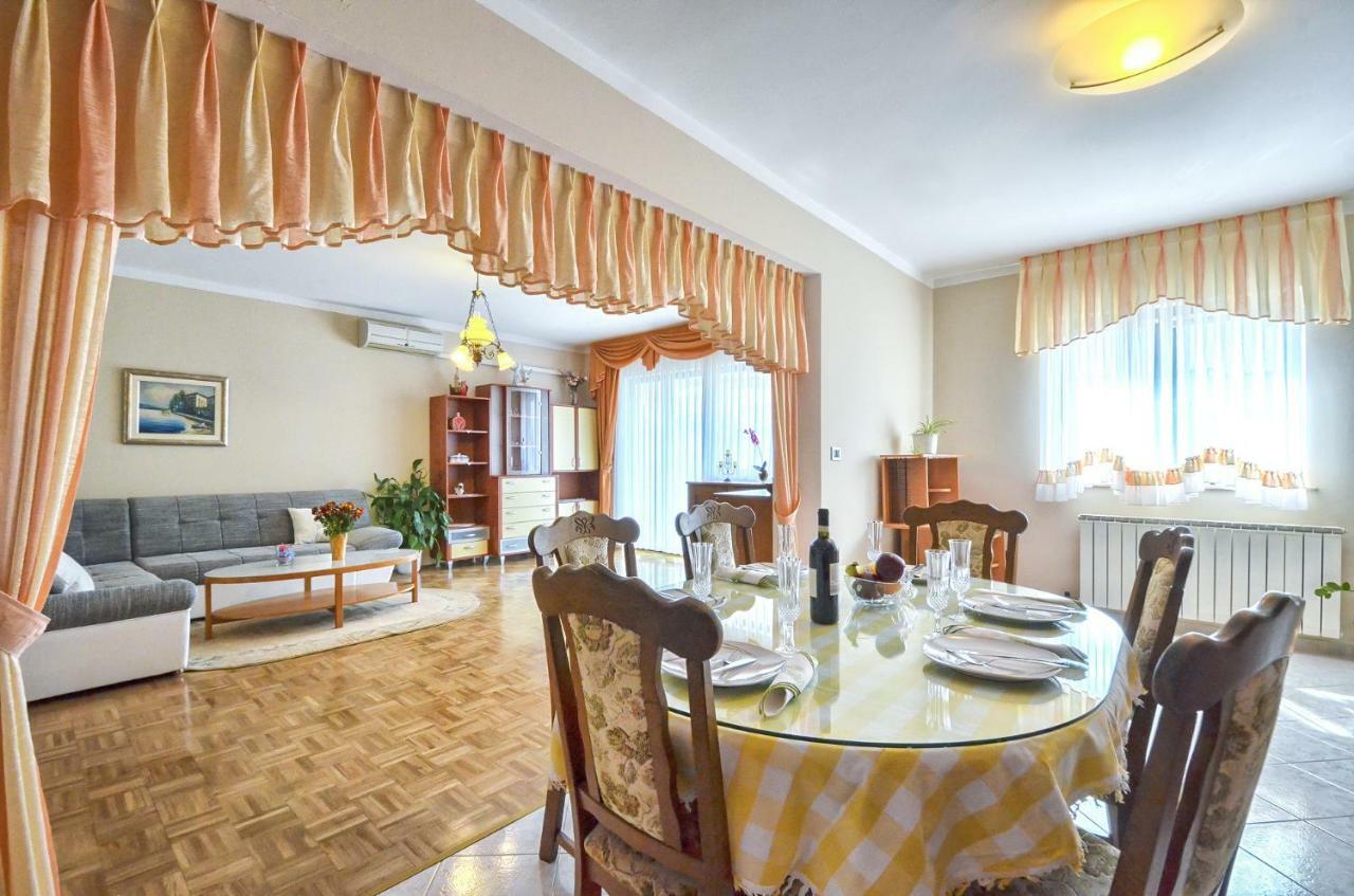 Apartment Pecirep Pula Luaran gambar