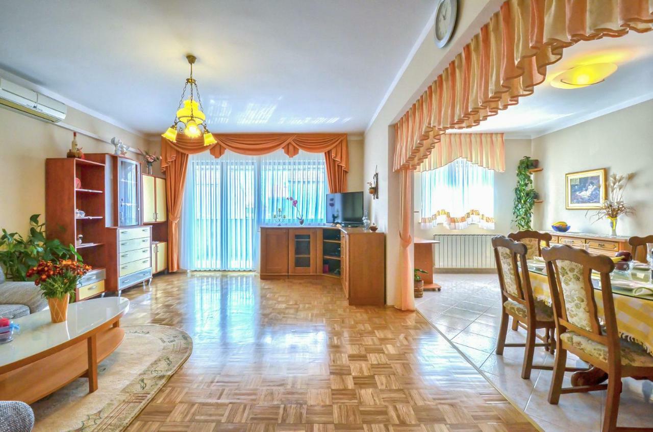 Apartment Pecirep Pula Luaran gambar